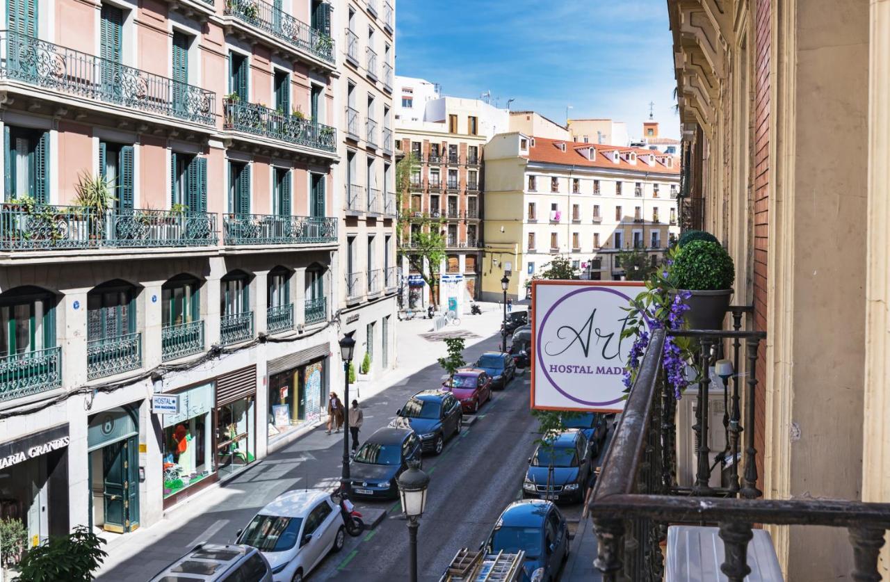 Hostal Art Madrid Buitenkant foto