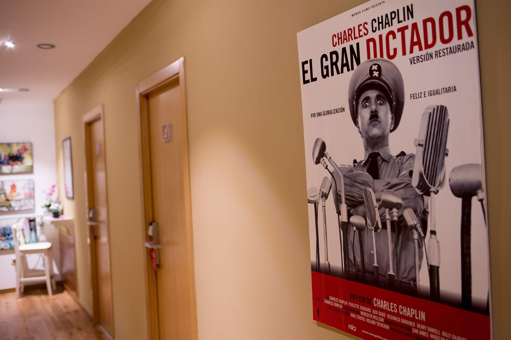 Hostal Art Madrid Buitenkant foto