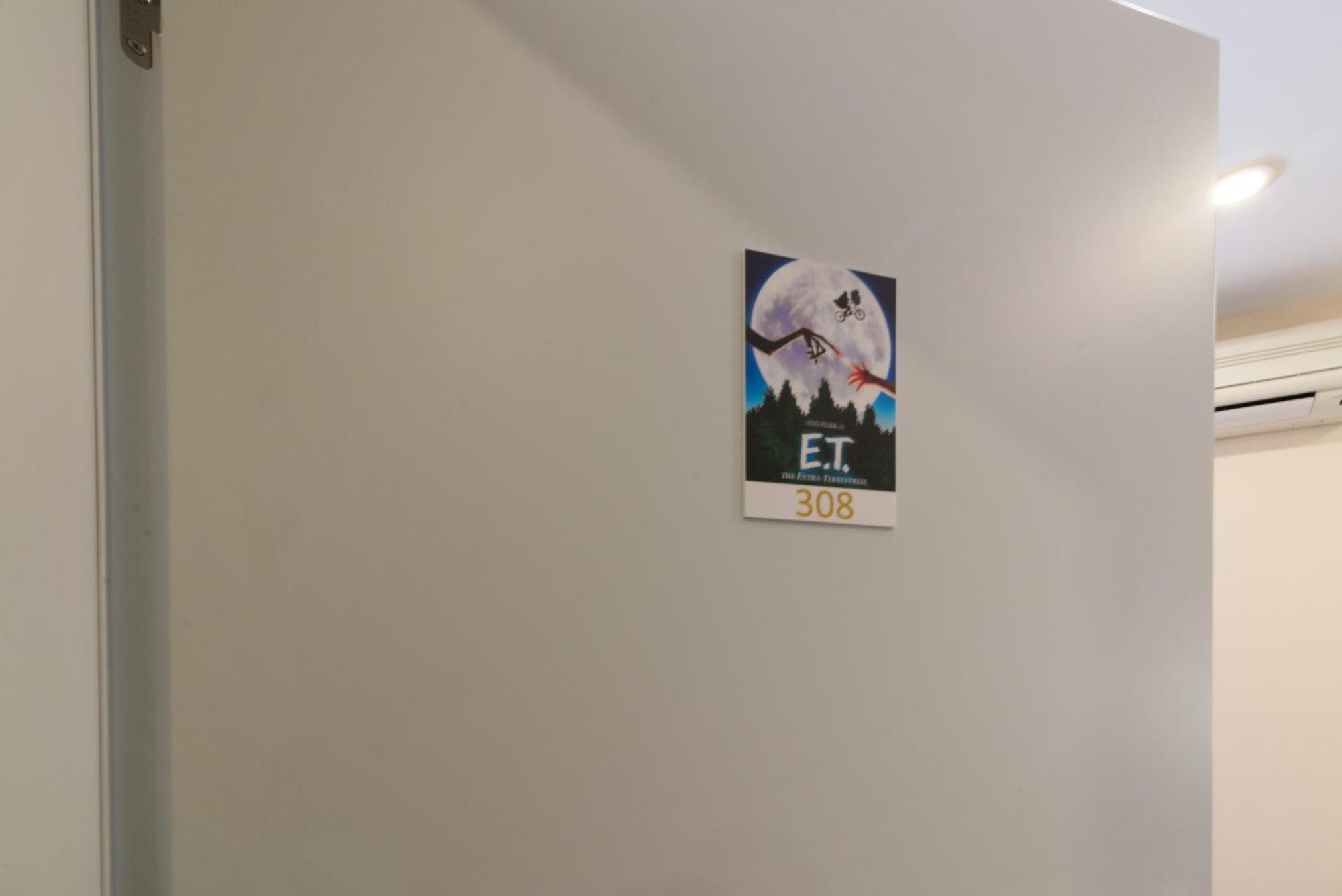 Hostal Art Madrid Buitenkant foto