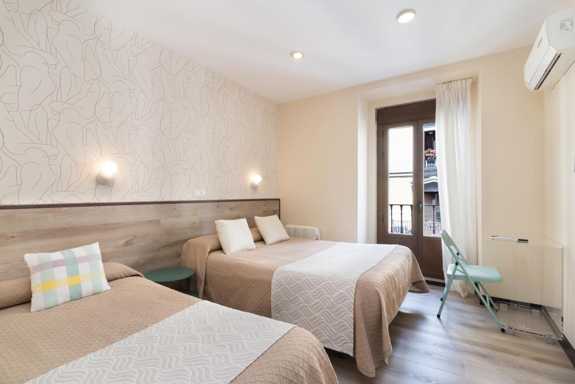 Hostal Art Madrid Buitenkant foto