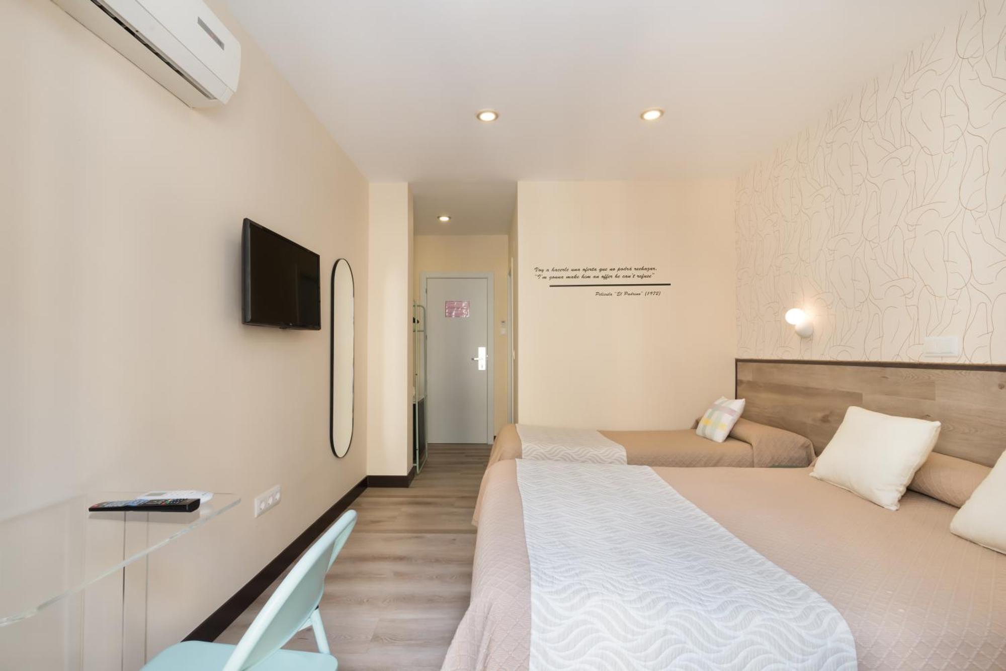 Hostal Art Madrid Buitenkant foto
