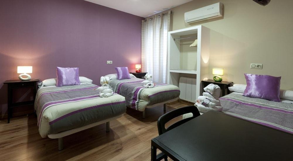 Hostal Art Madrid Buitenkant foto